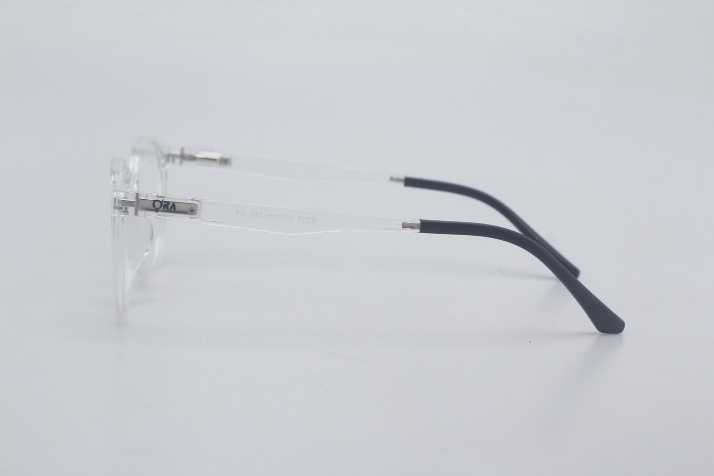 ORA Charge Round Clip On Blue Blocking Glasses - Transperant Frame